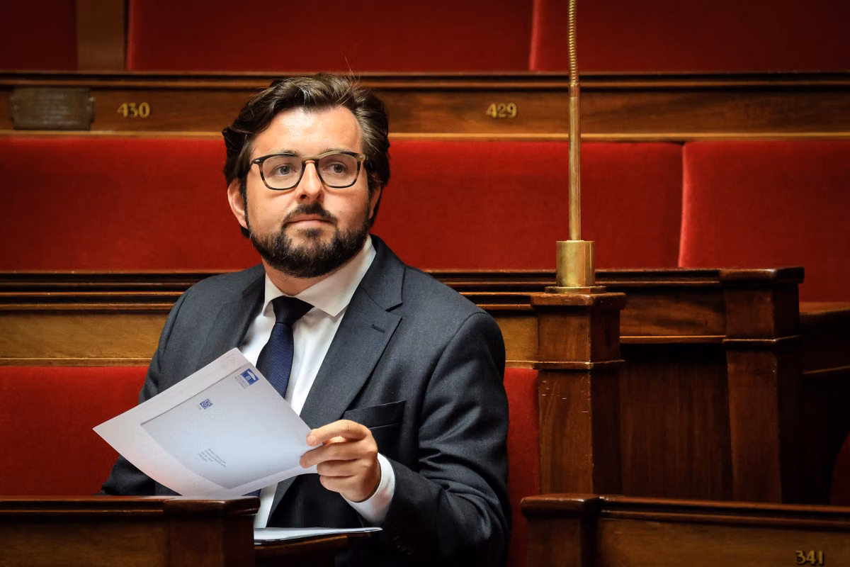 Primarias de izquierda: el diputado Philippe Brun excluido “debido a acusaciones de violencia”