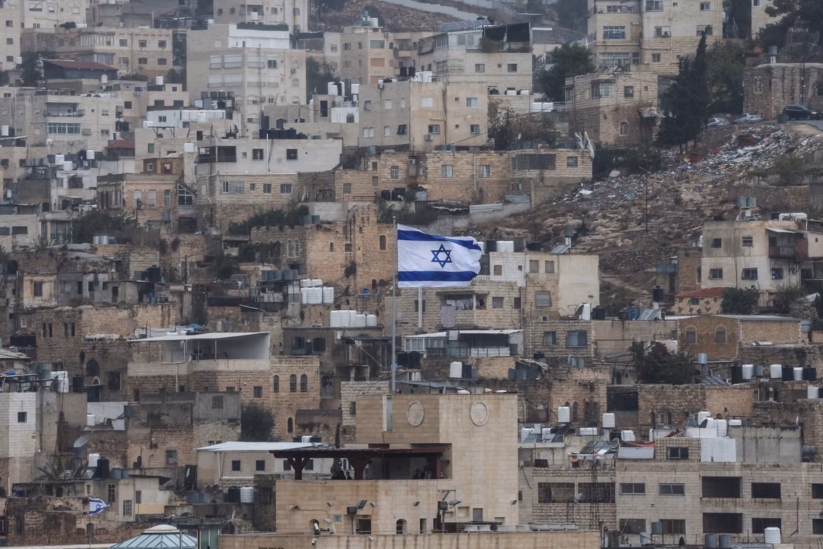 “Se está llevando a cabo una limpieza étnica en Cisjordania”: 12 países, incluida Francia, sancionarán el comercio con las colonias israelíes
