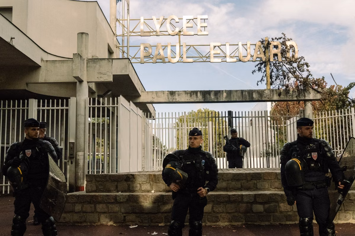 Bloqueo de liceos: respuesta criminal y establecimientos cerrados, el gobierno fortalece su respuesta a la movilización