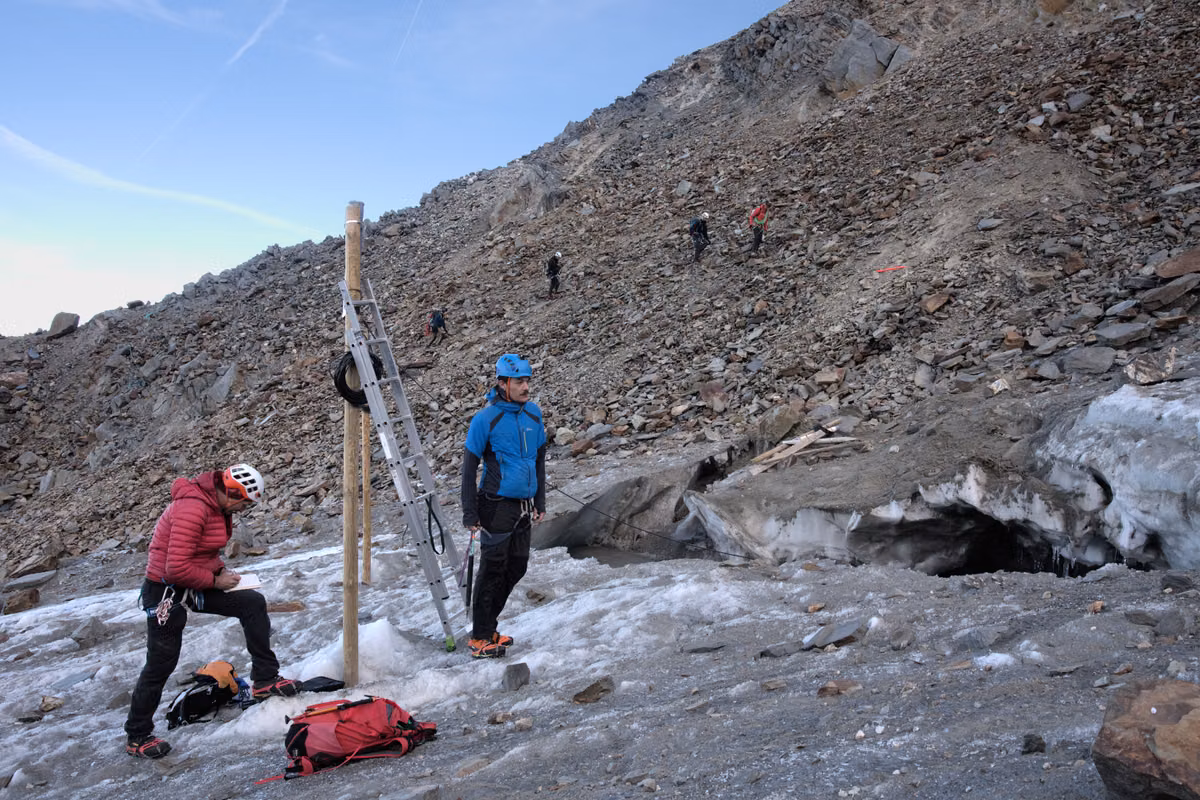“Cuando un lago se drena, puede provocar una inundación que recorre grandes distancias”: en los Alpes, los glaciares bajo (alta) vigilancia
