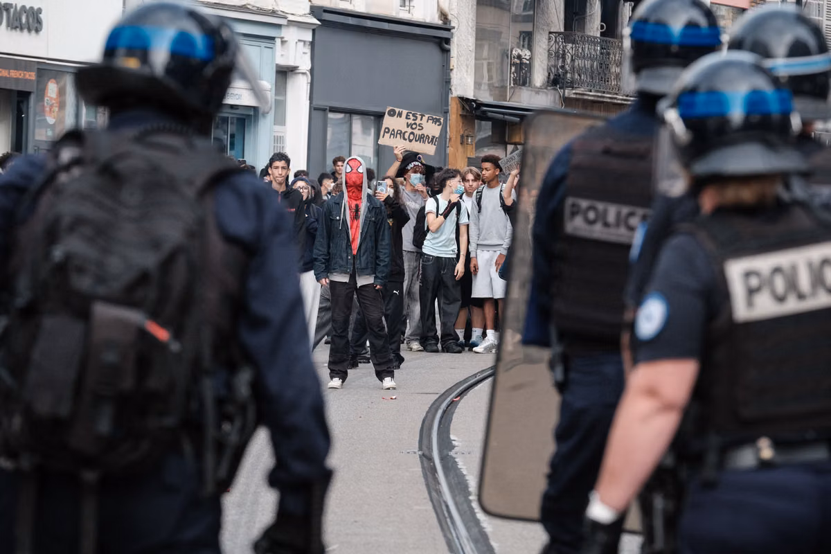 De una huelga en Créteil a más de 1.000 establecimientos movilizados en Francia, la historia de una conflagración de ira escolar