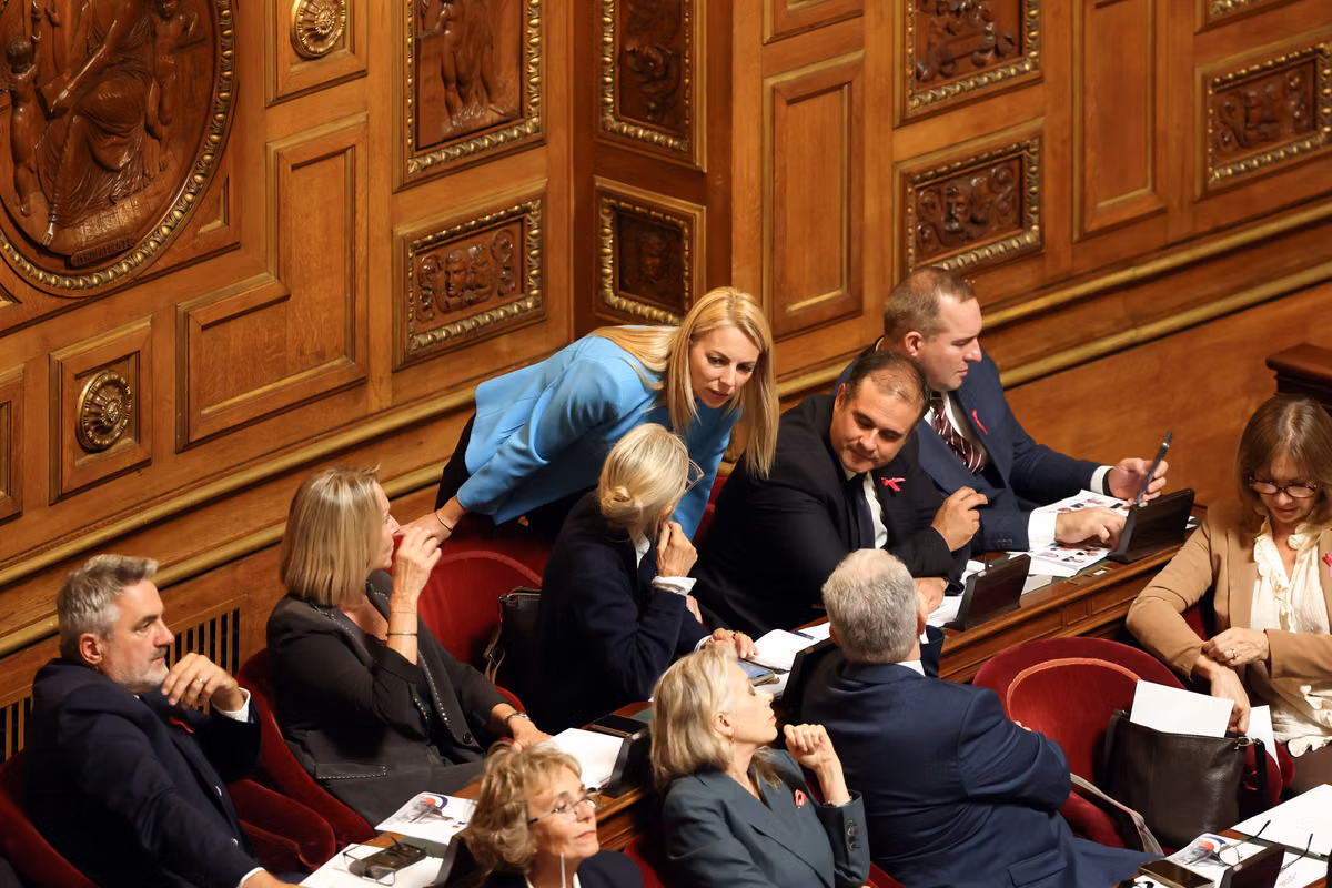 El Senado se reajusta tras la llegada de los electos RN: “Ciertamente, estos aspectos sólo llaman la atención de los de adentro, pero…”