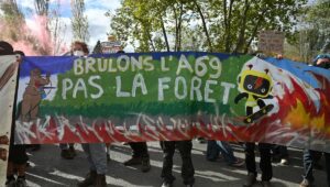 “Fuimos atropellados”: última manifestación contra la autopista A69 tras años de lucha