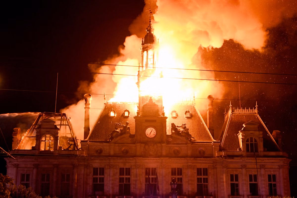 Incendio en el ayuntamiento de Limoges: un segundo sospechoso arrestado