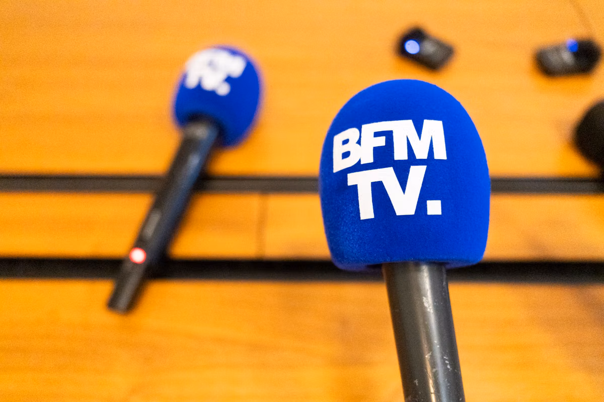 LFI acusa a BFM-TV de difundir comentarios “racistas”, el canal denuncia “una campaña de desprestigio”