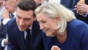 Le Pen reafirma su confianza en Bardella, bloqueo de los institutos, duelo Lula-Bolsonaro en Brasil… Cinco cosas para recordar del fin de semana