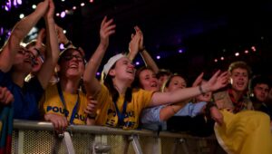 León XIV en el Estadio de Francia: nacimiento de una estrella del pop