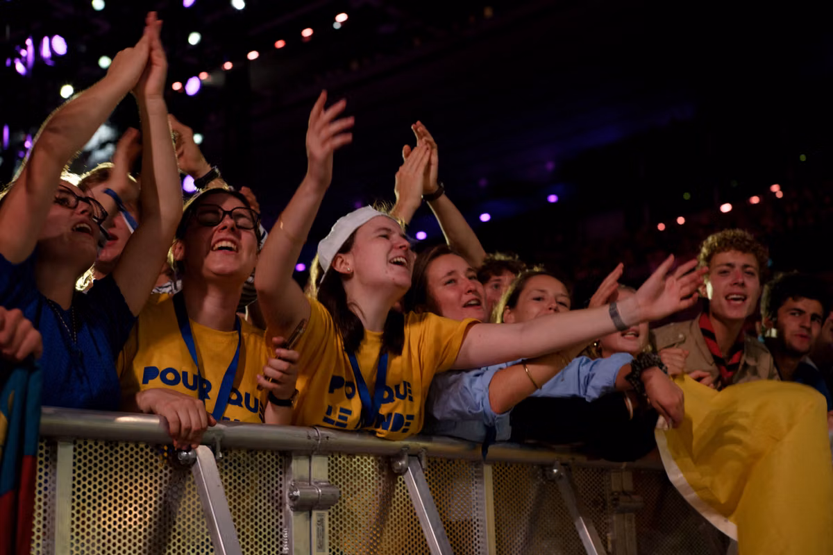 León XIV en el Estadio de Francia: nacimiento de una estrella del pop