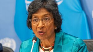 Premio Nobel de la Paz: otorgado al jurista sudafricano Navanethem “Navi” Pillay