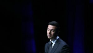 Tras el ataque racista en Trappes, Jordan Bardella es blanco de la izquierda por viejas declaraciones