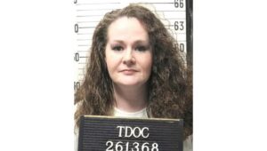 ¿Quién es Christa Pike, la condenada a muerte que sobrevivió a dos inyecciones letales en Tennessee?